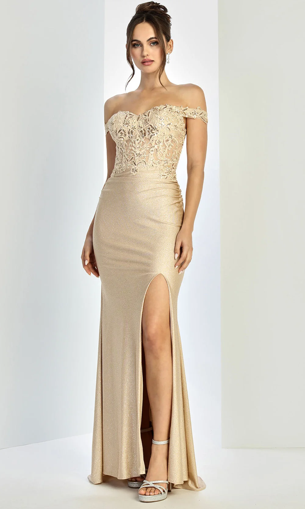 Adora Design 3189 - Sweetheart Applique Sheath Dress - Image 6
