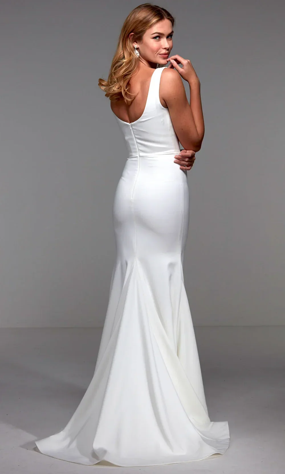 Alyce Paris 27538 - Beaded Trim Scoop Back Evening Gown - Image 4