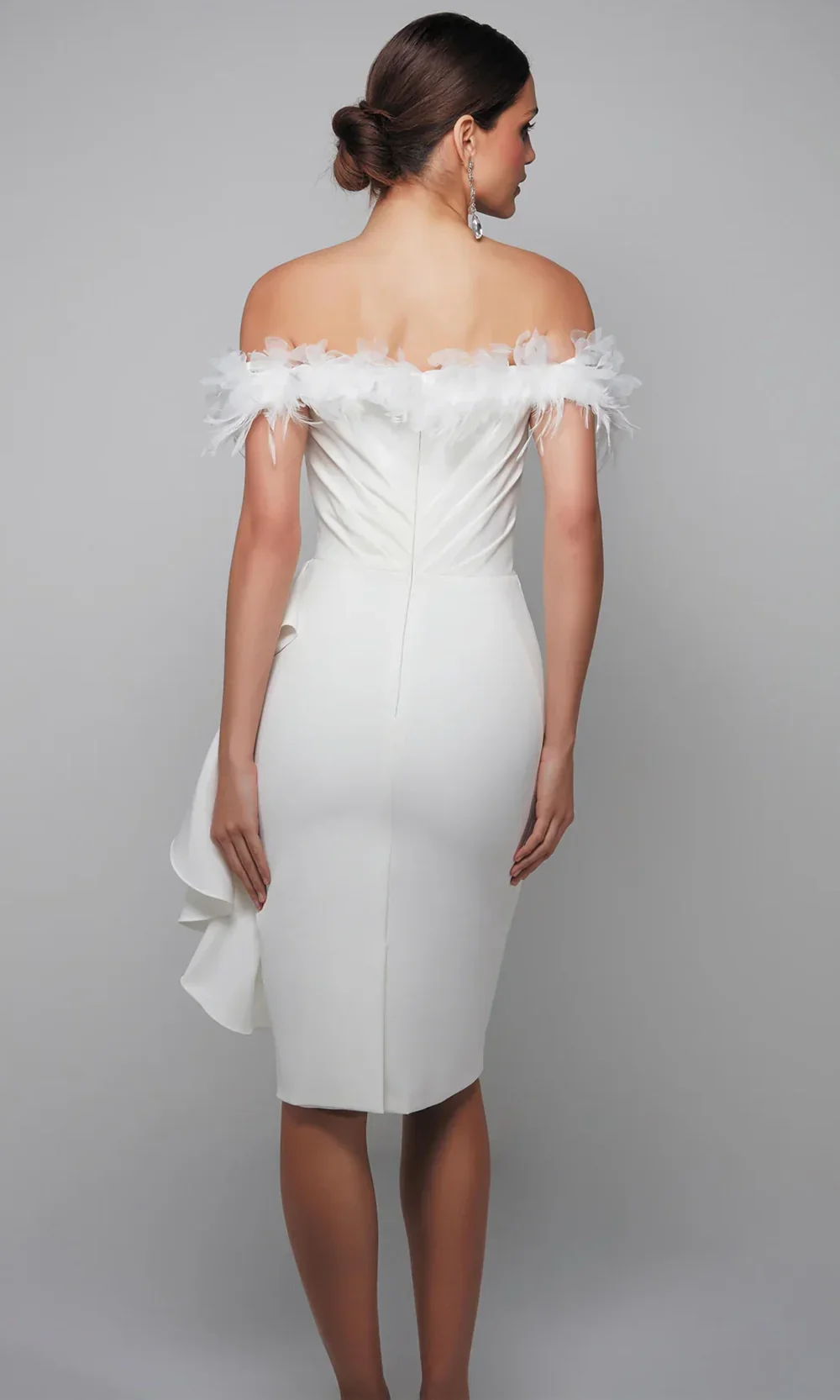 Alyce Paris 70000 - Elegant Ruched Ruffle Midi Dress - Image 4