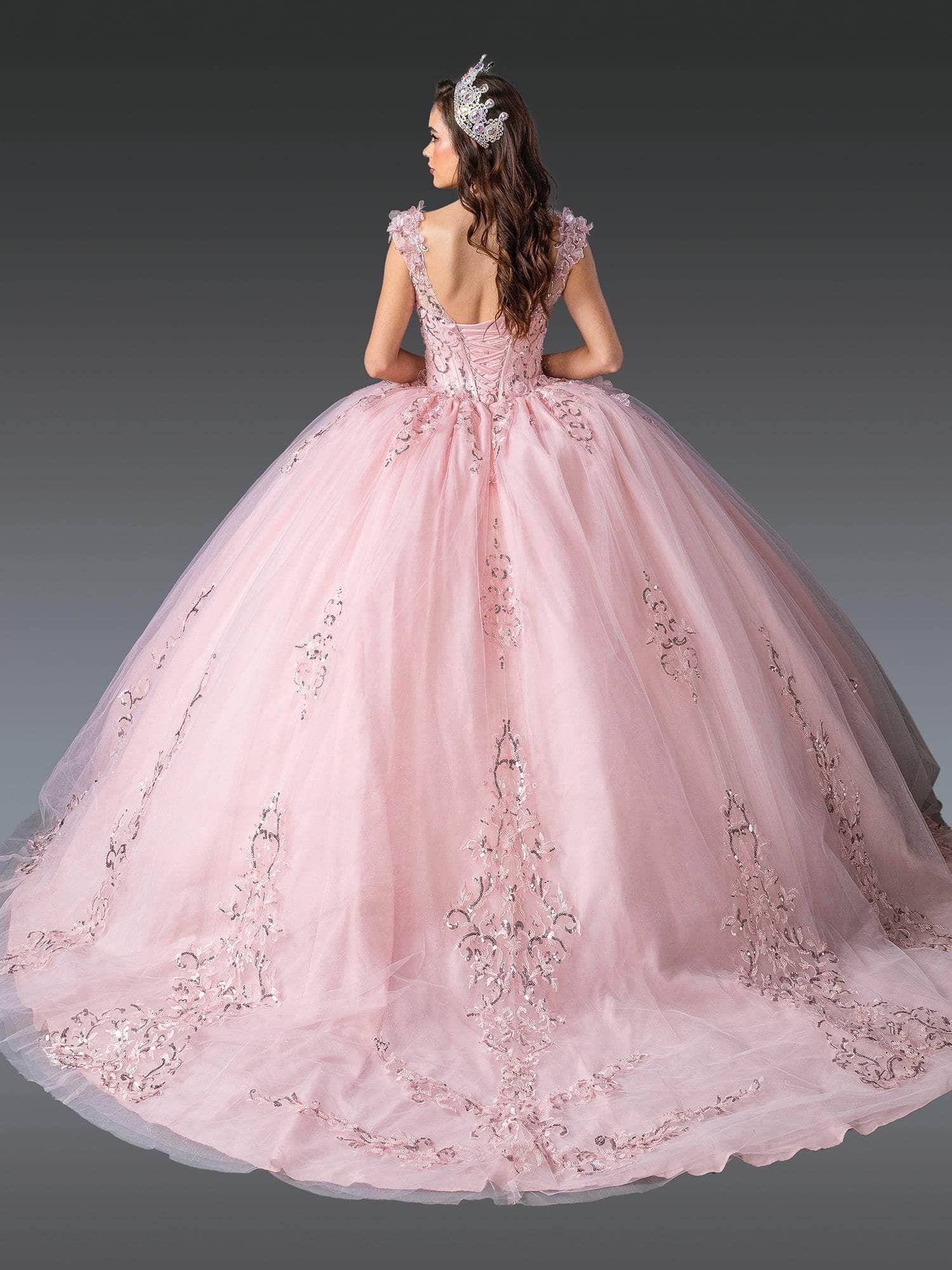 Dancing Queen 1925 - Sequined Plunging V-Neck Quince Gown - Image 4
