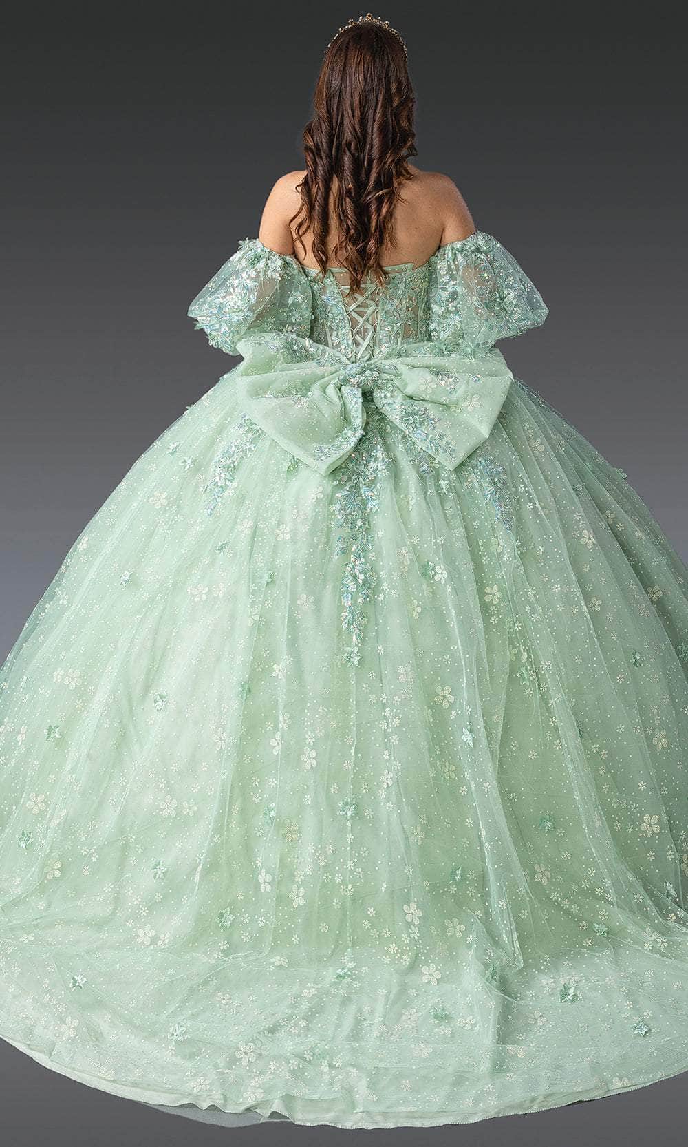 Dancing Queen 1966 - Strapless Sweetheart Quince Gown - Image 4