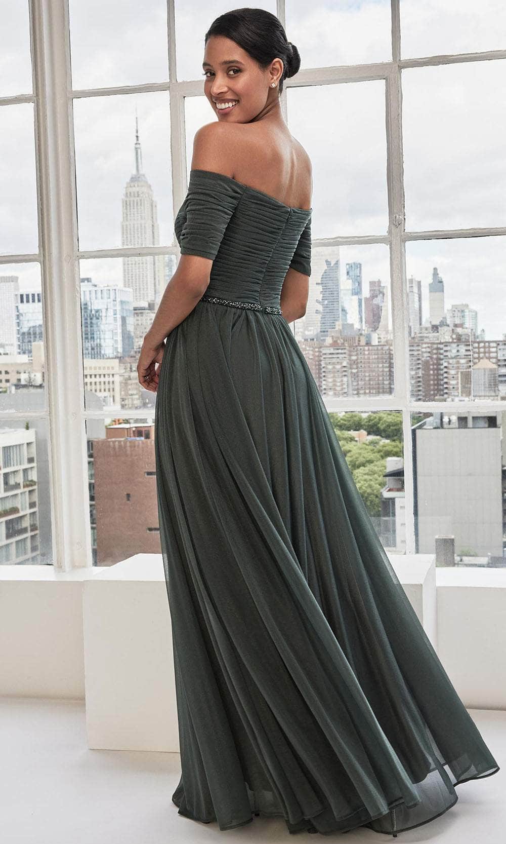 MGNY By Mori Lee 73113 - Short Sleeve Shirred Evening Dress - Image 2