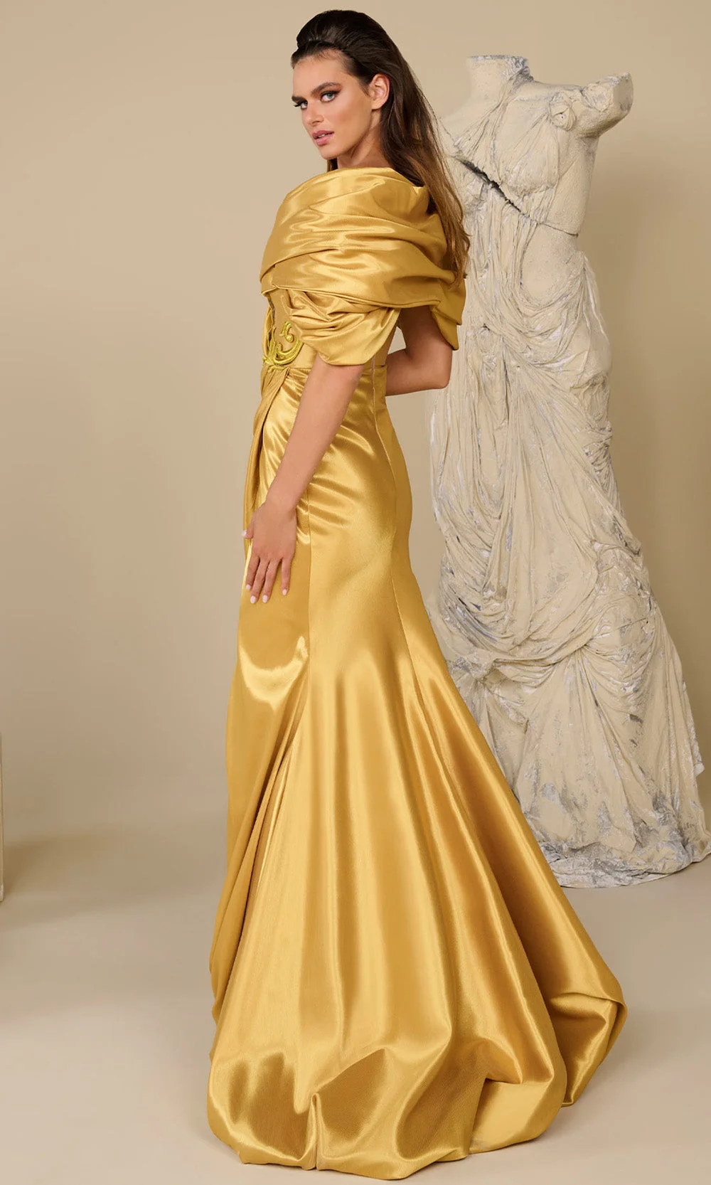 MNM COUTURE F02946 - Bubble Hem Deep V-Neck Wrap Gown - Image 6
