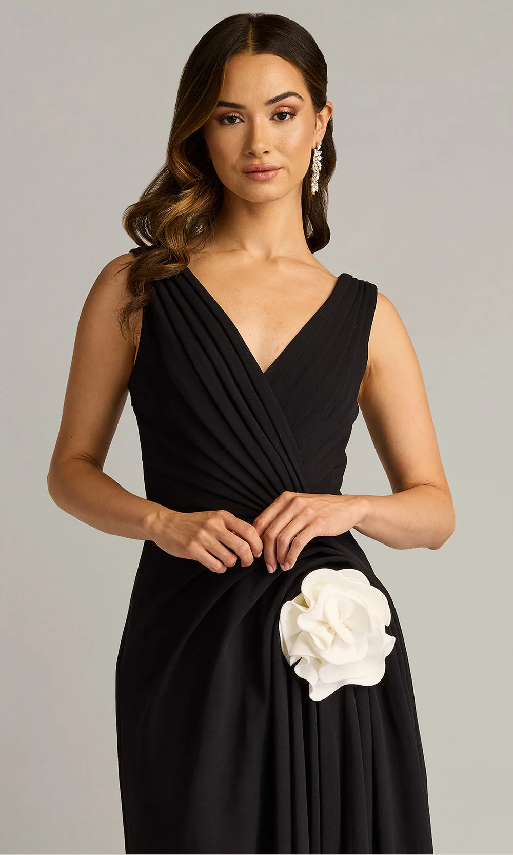 Tadashi Shoji BOS25177L - Port Pleated Crepe A-line Evening Gown - Image 5