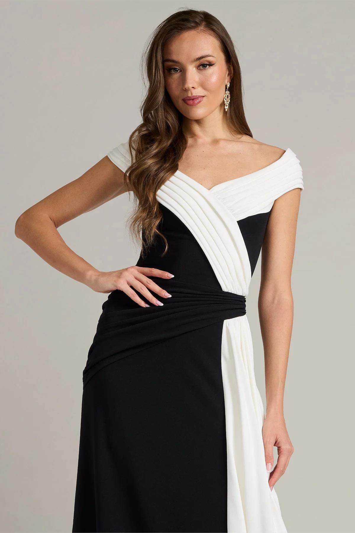 Tadashi Shoji BOS26019L - Lohner Draped Sash Evening Gown - Image 5